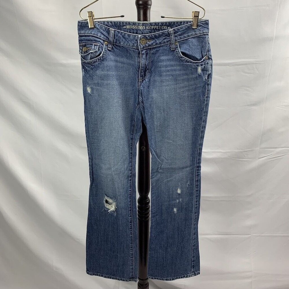 Mossimo Distressed Bootcut Blue Jeans Junior’s size‎ 9